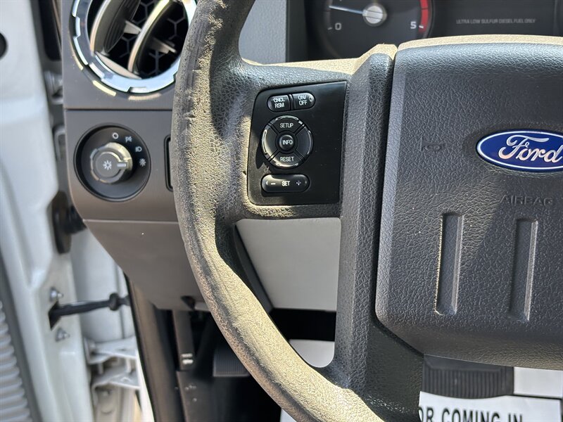 2011 Ford F-350 photo 19