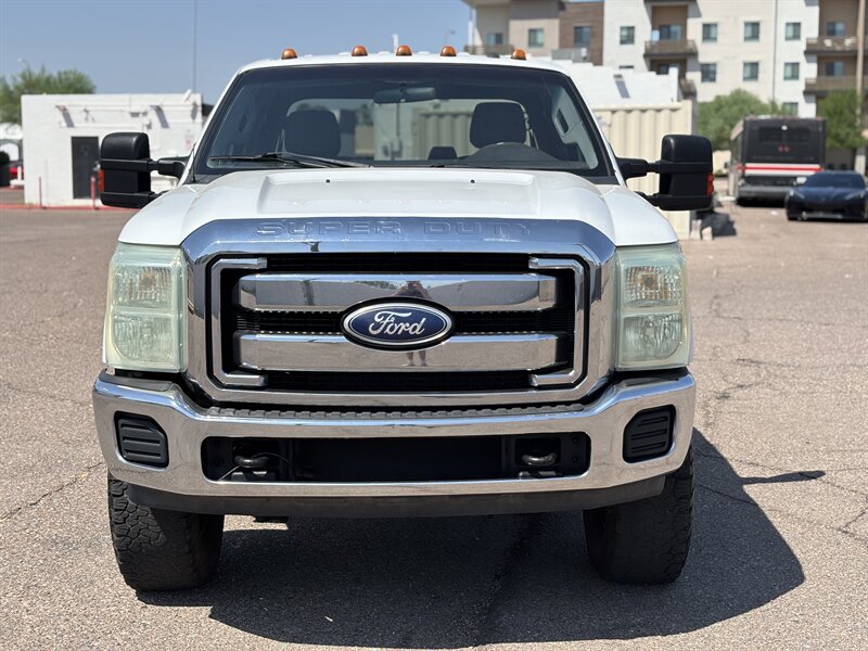 2011 Ford F-350 photo 9