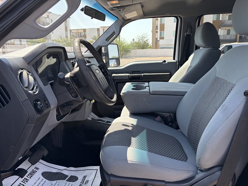 2011 Ford F-350 photo 12