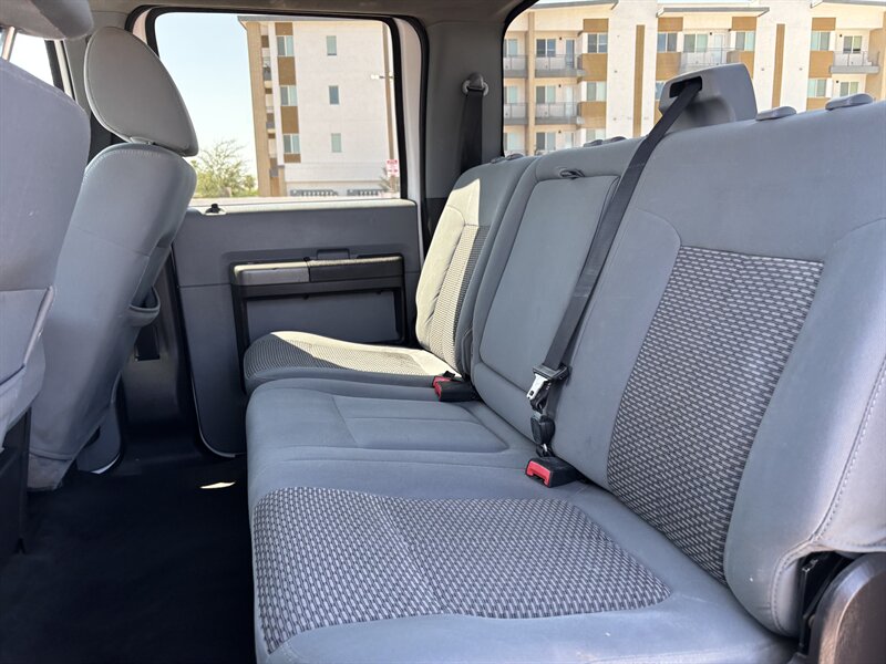 2011 Ford F-350 photo 35