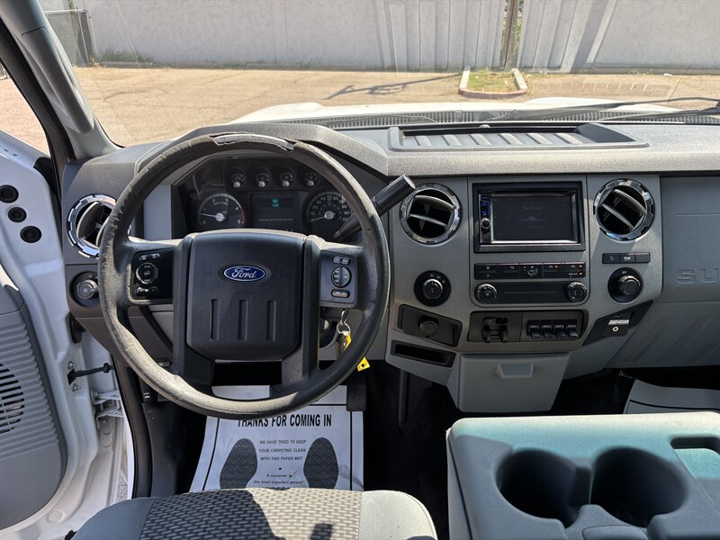 2011 Ford F-350 photo 17