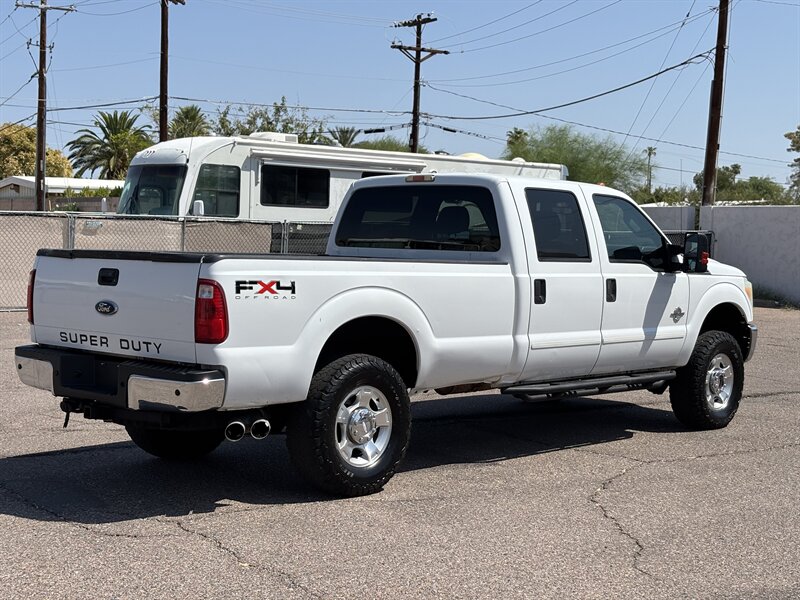 2011 Ford F-350 photo 4