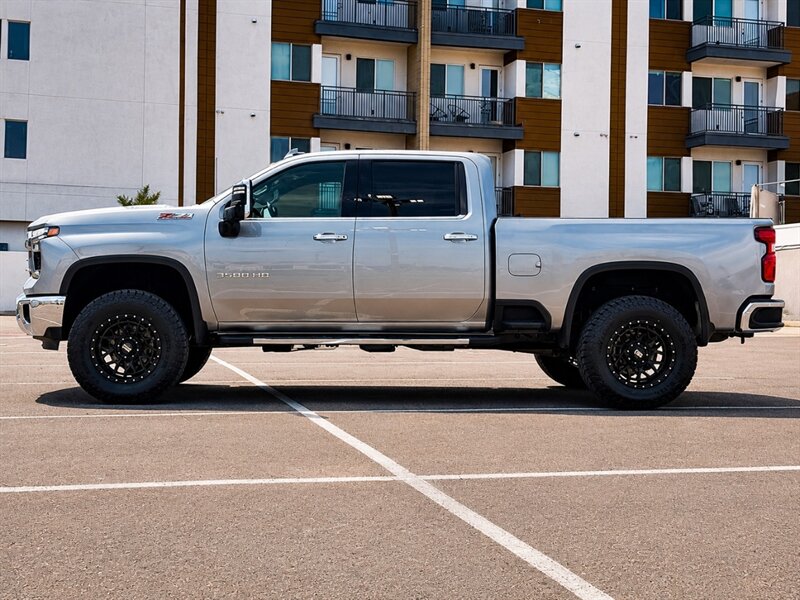 2024 Chevrolet Silverado 3500 LTZ LIFTED DIESEL TRUCK 4WD 3 " LIFT 37 " TIRE TRUCK - Photo 7 - Scottsdale, AZ 85257