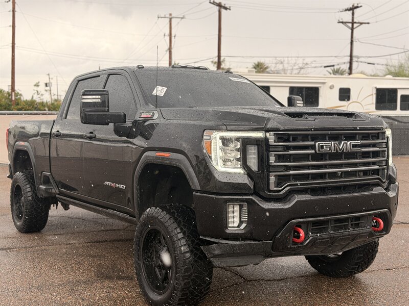 2021 GMC Sierra 2500HD AT4 Crew Cab 4WD