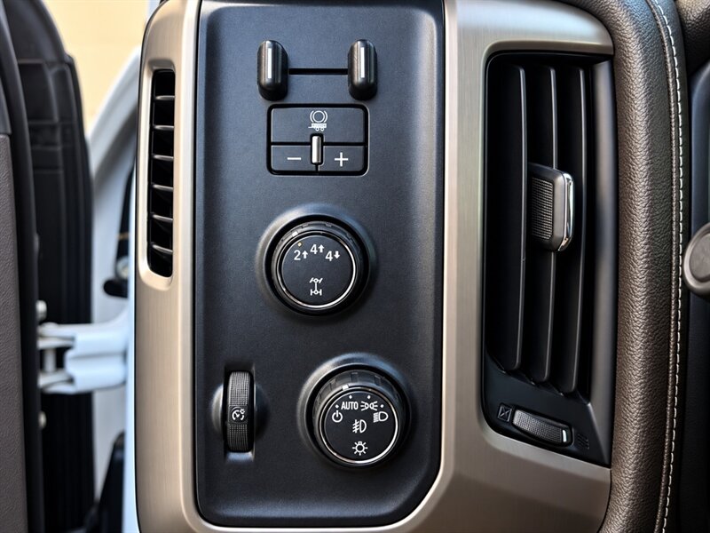 2017 GMC Sierra 2500 Denali LIFTED DIESEL TRUCK 4WD GMC SIERRA DENALI 4 - Photo 14 - Scottsdale, AZ 85257