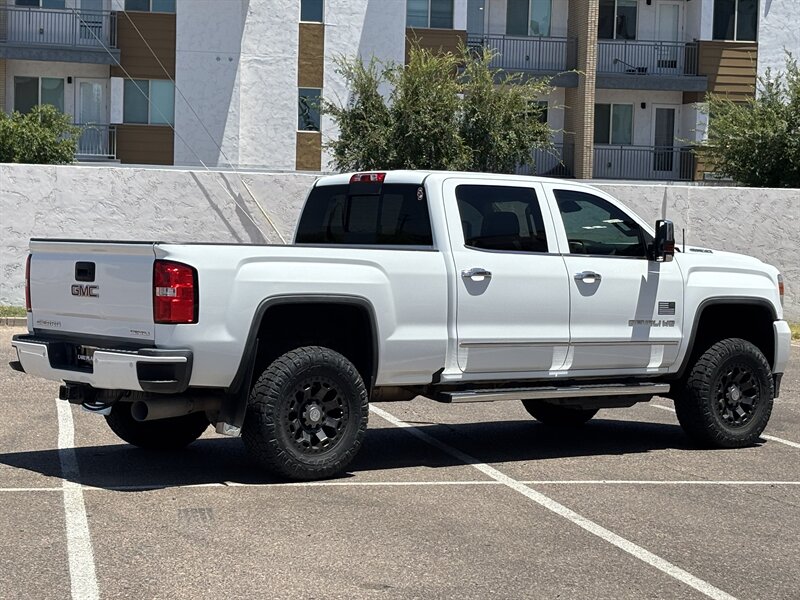 2017 GMC Sierra 2500 Denali LIFTED DIESEL TRUCK 4WD GMC SIERRA DENALI 4 - Photo 5 - Scottsdale, AZ 85257