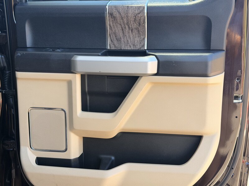 2018 Ford F-250 Super Duty Lariat DIESEL TRUCK 4WD 1-OWNER F250 - Photo 41 - Scottsdale, AZ 85257
