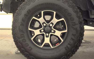 2020 Jeep Gladiator Sport S LIFTED 4WD TRUCK 3 " LIFT ROOF RACK CUSTOM   - Photo 7 - Scottsdale, AZ 85257
