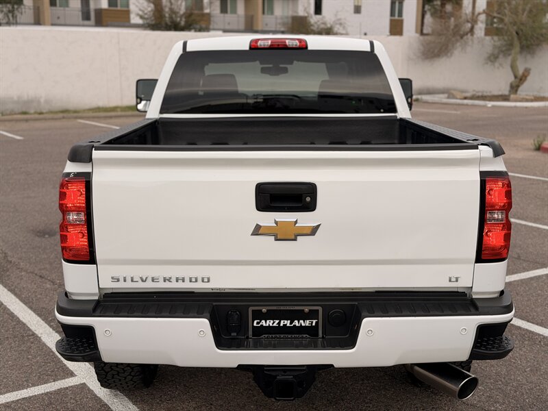 2018 Chevrolet Silverado 2500 DURAMAX DIESEL TRUCK 4WD LOW MI CHEVY 2500 DIESEL - Photo 5 - Scottsdale, AZ 85257