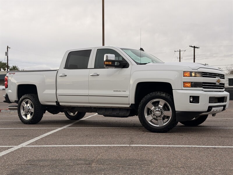 2018 Chevrolet Silverado 2500 DURAMAX DIESEL TRUCK 4WD LOW MI CHEVY 2500 DIESEL  