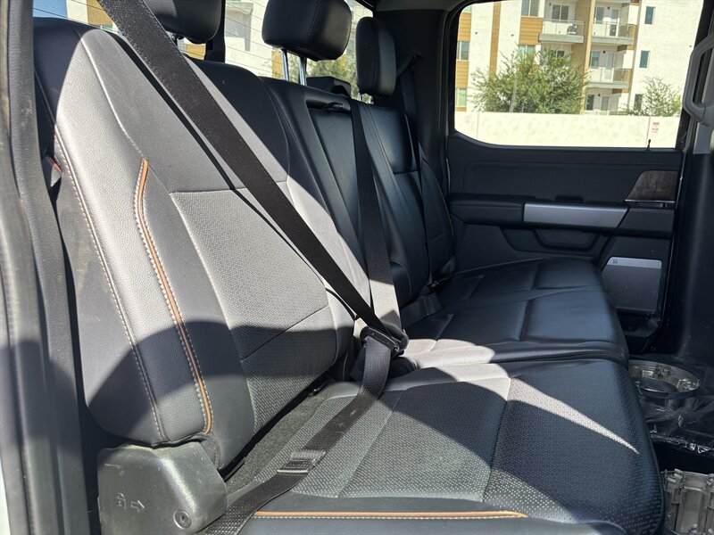 2025 Ford F-350 Super Duty Lariat LIFTED DIESEL TRUCK 4WD 37 " TIRE - Photo 15 - Scottsdale, AZ 85257