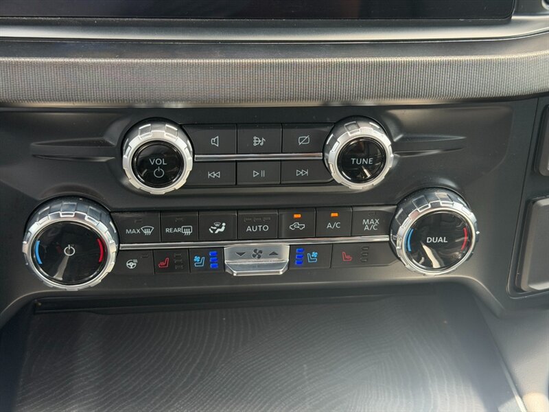 2023 Ford F-450 Super Duty Platinum DUALLY DIESEL TRUCK 4WD FORD F450 DUALLY - Photo 18 - Scottsdale, AZ 85257