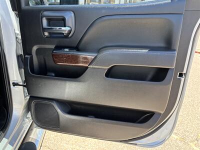 2017 GMC Sierra 3500 SLT DUALLY DIESEL TRUCK 4WD GMC SIERRA 3500 DUALLY   - Photo 42 - Scottsdale, AZ 85257