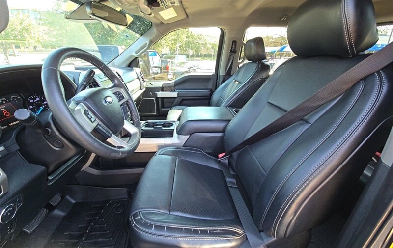 2019 Ford F-250 Super Duty Lariat LIFTED DIESEL TRUCK 4WD 35 " TIRE - Photo 6 - Scottsdale, AZ 85257