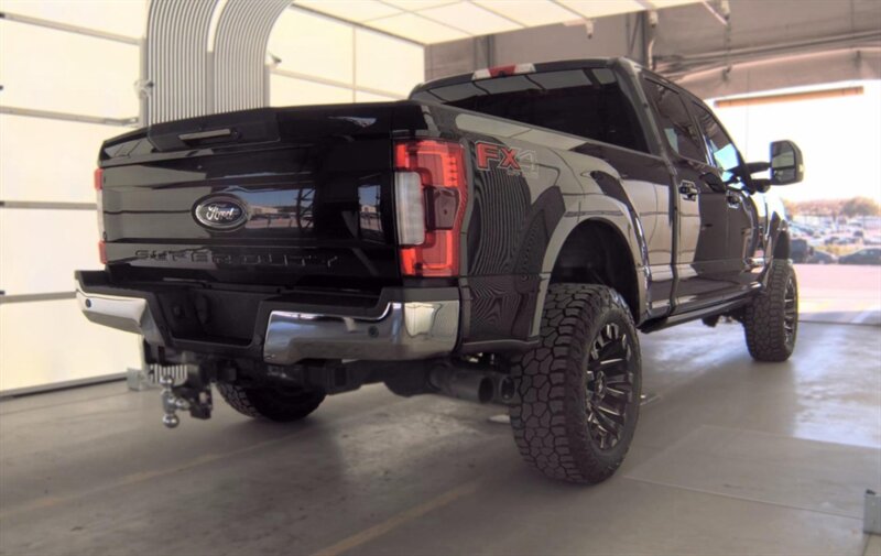 2019 Ford F-250 Super Duty Lariat LIFTED DIESEL TRUCK 4WD 35 " TIRE - Photo 3 - Scottsdale, AZ 85257