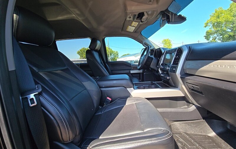 2019 Ford F-250 Super Duty Lariat LIFTED DIESEL TRUCK 4WD 35 " TIRE - Photo 7 - Scottsdale, AZ 85257