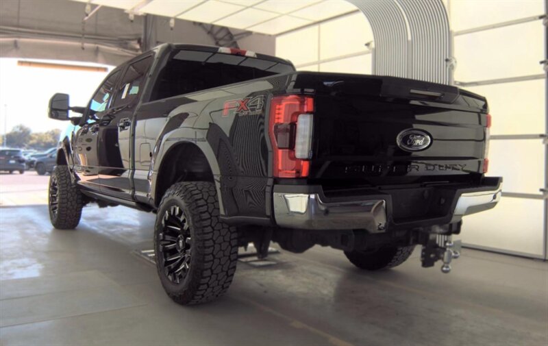 2019 Ford F-250 Super Duty Lariat LIFTED DIESEL TRUCK 4WD 35 " TIRE - Photo 4 - Scottsdale, AZ 85257