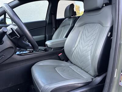2023 Kia Sportage Plug-In Hybrid X-Line   - Photo 12 - Scottsdale, AZ 85257