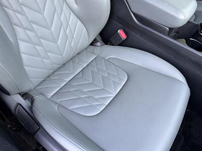 2023 Kia Sportage Plug-In Hybrid X-Line   - Photo 32 - Scottsdale, AZ 85257