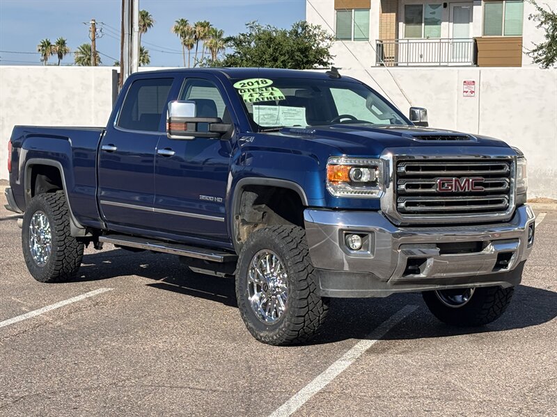 2018 GMC Sierra 4WD Crew Cab Standard Box SLT's photo