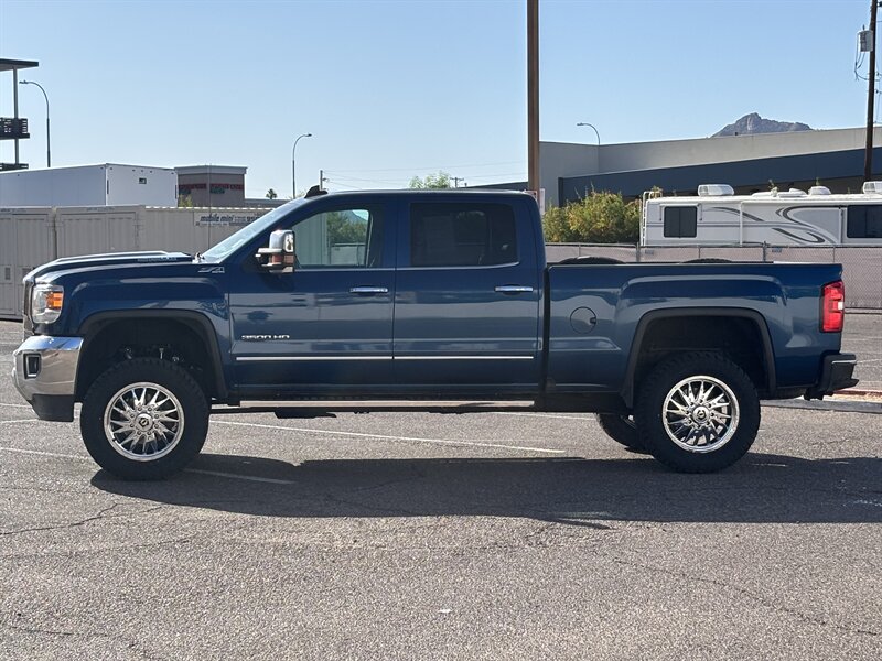 2018 GMC Sierra 3500 LIFTED DIESEL TRUCK 4WD 3.5 " LIFT 37 " TIRE 20 " RIM - Photo 7 - Scottsdale, AZ 85257