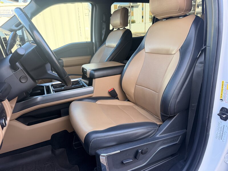 2023 Ford F-350 Super Duty Lariat HI OUTPUT DUALLY DIESEL TRUCK - Photo 26 - Scottsdale, AZ 85257