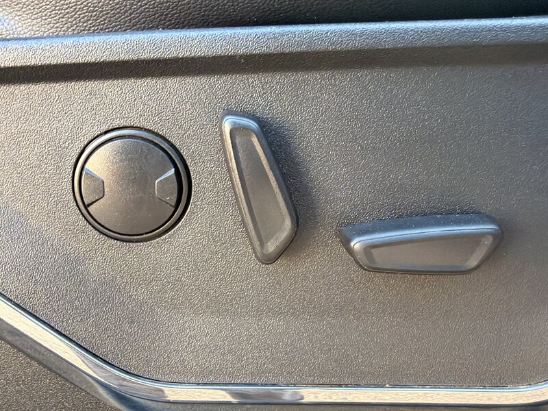 2023 Ford F-350 Super Duty Lariat HI OUTPUT DUALLY DIESEL TRUCK - Photo 47 - Scottsdale, AZ 85257