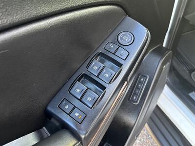 2019 Chevrolet Tahoe 4WD SUV 3RD ROW SEAT 1-OWNER CARFAX CHEVY TAHOE   - Photo 13 - Scottsdale, AZ 85257