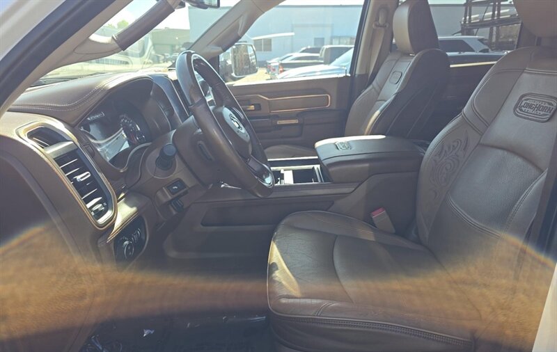 2022 RAM 3500 Limited Longhorn AISIN DUALLY DIESEL TRUCK 4WD RAM - Photo 7 - Scottsdale, AZ 85257