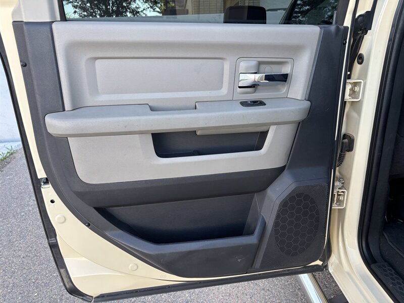 2012 RAM 2500 MEGA CAB DIESEL TRUCK 4WD RARE DODGE RAM 2500 4X4 - Photo 39 - Scottsdale, AZ 85257