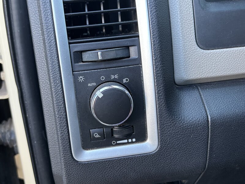 2012 RAM 2500 MEGA CAB DIESEL TRUCK 4WD RARE DODGE RAM 2500 4X4 - Photo 16 - Scottsdale, AZ 85257