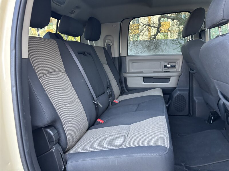 2012 RAM 2500 MEGA CAB DIESEL TRUCK 4WD RARE DODGE RAM 2500 4X4 - Photo 38 - Scottsdale, AZ 85257