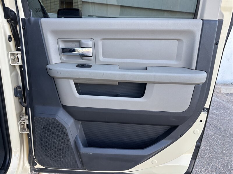 2012 RAM 2500 MEGA CAB DIESEL TRUCK 4WD RARE DODGE RAM 2500 4X4 - Photo 35 - Scottsdale, AZ 85257