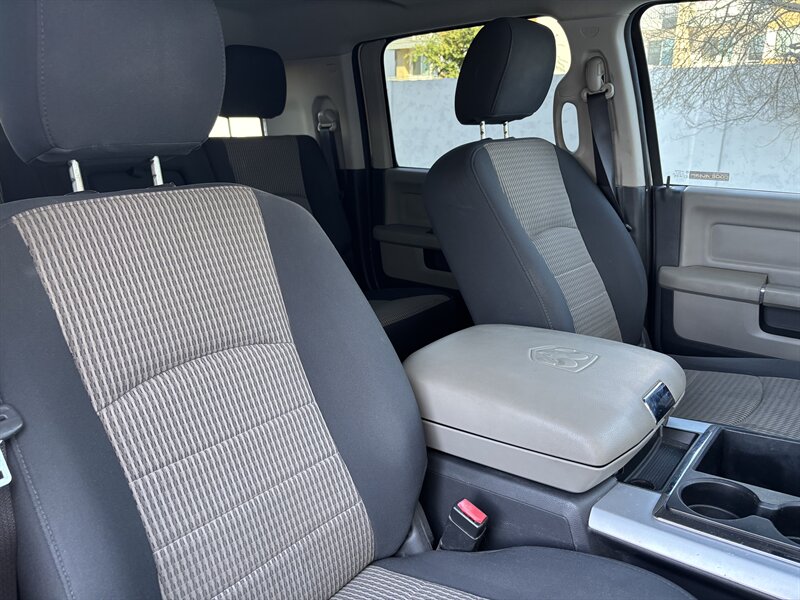 2012 RAM 2500 MEGA CAB DIESEL TRUCK 4WD RARE DODGE RAM 2500 4X4 - Photo 34 - Scottsdale, AZ 85257