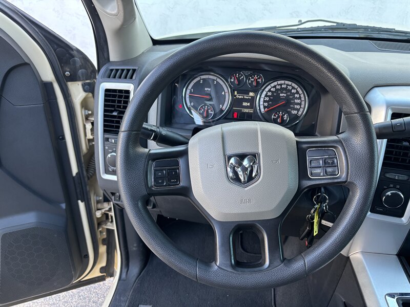 2012 RAM 2500 MEGA CAB DIESEL TRUCK 4WD RARE DODGE RAM 2500 4X4 - Photo 18 - Scottsdale, AZ 85257