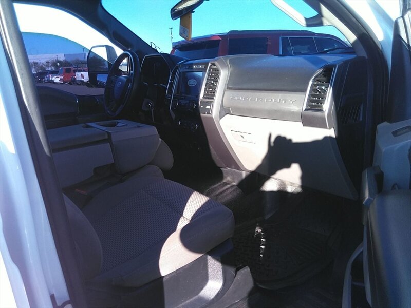 2020 Ford F-350 Super Duty DUALLY DIESEL TRUCK 4WD FORD F350 4X4 - Photo 6 - Scottsdale, AZ 85257