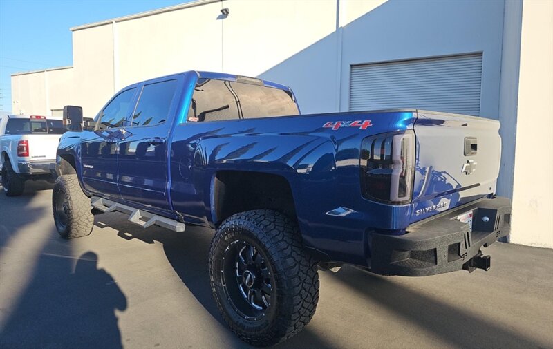 2017 Chevrolet Silverado 2500 LIFTED DIESEL TRUCK 4WD 1 OWNER PROCOMP RIMS CHEVY - Photo 6 - Scottsdale, AZ 85257