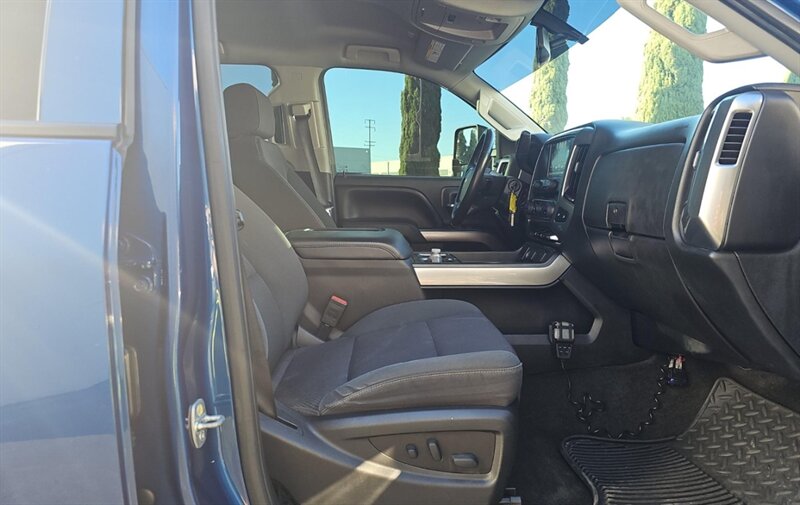 2017 Chevrolet Silverado 2500 LIFTED DIESEL TRUCK 4WD 1 OWNER PROCOMP RIMS CHEVY - Photo 8 - Scottsdale, AZ 85257