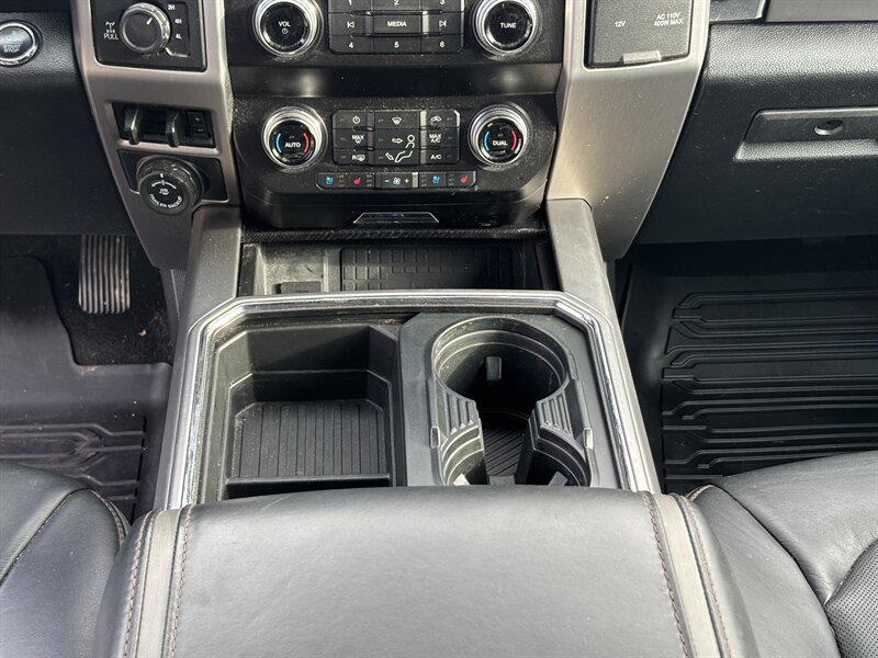 2020 Ford F-350 Super Duty Platinum DIESEL TRUCK 4WD 65K MI F350 - Photo 22 - Scottsdale, AZ 85257