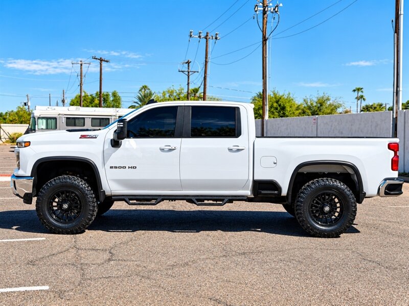 2024 Chevrolet Silverado 2500 LIFTED DIESEL TRUCK 4WD 3 " LIFT 37 " TIRE 20 " RIMS - Photo 9 - Scottsdale, AZ 85257