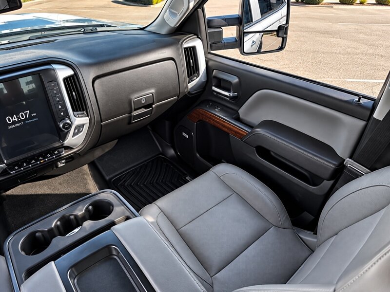 2018 GMC Sierra 2500 LIFTED DIESEL TRUCK NEW TIRES GMC SIERRA 2500 LIFT - Photo 13 - Scottsdale, AZ 85257