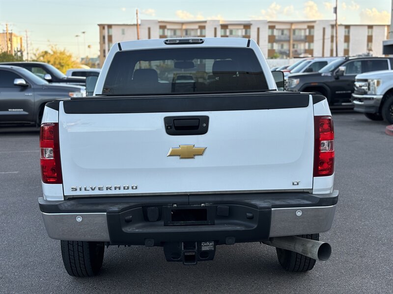 2013 Chevrolet Silverado 2500HD photo 3
