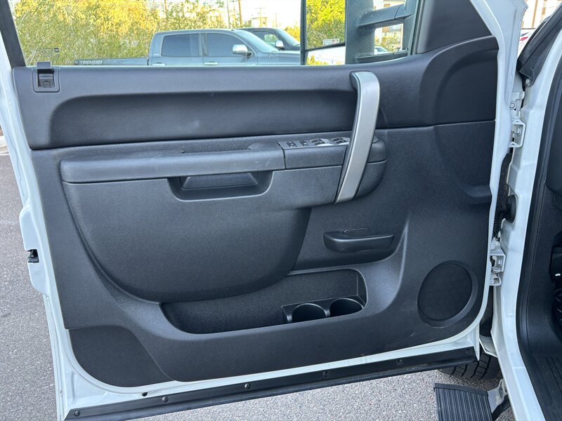 2013 Chevrolet Silverado 2500HD photo 9