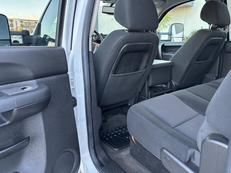 2013 Chevrolet Silverado 2500HD photo 34