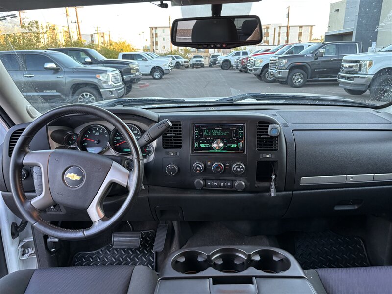 2013 Chevrolet Silverado 2500HD photo 20