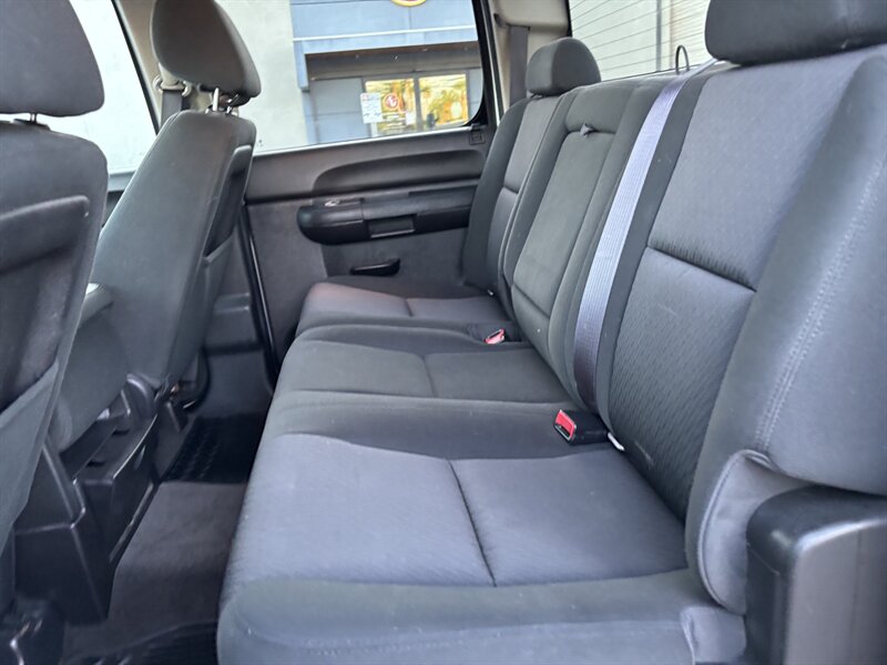 2013 Chevrolet Silverado 2500HD photo 36