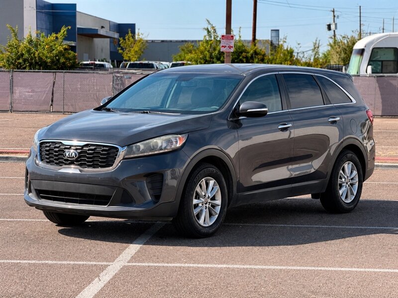 2019 Kia Sorento LX 3RD ROW SEAT SUV CARFAX 1 OWNER KIA SORENTO KIA - Photo 9 - Scottsdale, AZ 85257