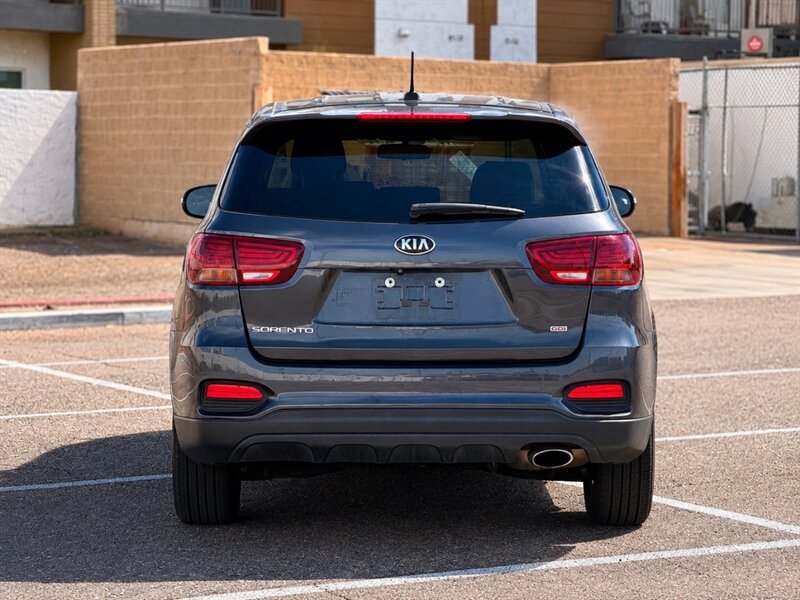 2019 Kia Sorento LX 3RD ROW SEAT SUV CARFAX 1 OWNER KIA SORENTO KIA - Photo 6 - Scottsdale, AZ 85257