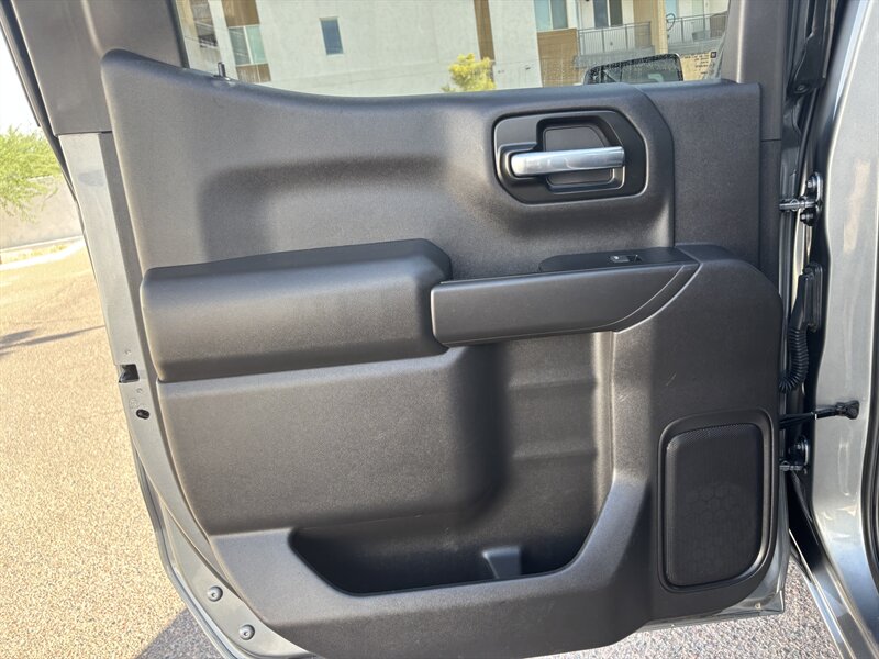 2022 Chevrolet Silverado 1500 Limited Custom Trail Boss 4WD TRUCK 6.2L MOTOR CHEVY 1500 - Photo 37 - Scottsdale, AZ 85257