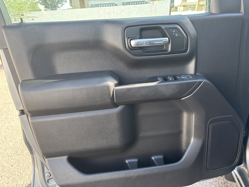 2022 Chevrolet Silverado 1500 Limited Custom Trail Boss 4WD TRUCK 6.2L MOTOR CHEVY 1500 - Photo 12 - Scottsdale, AZ 85257
